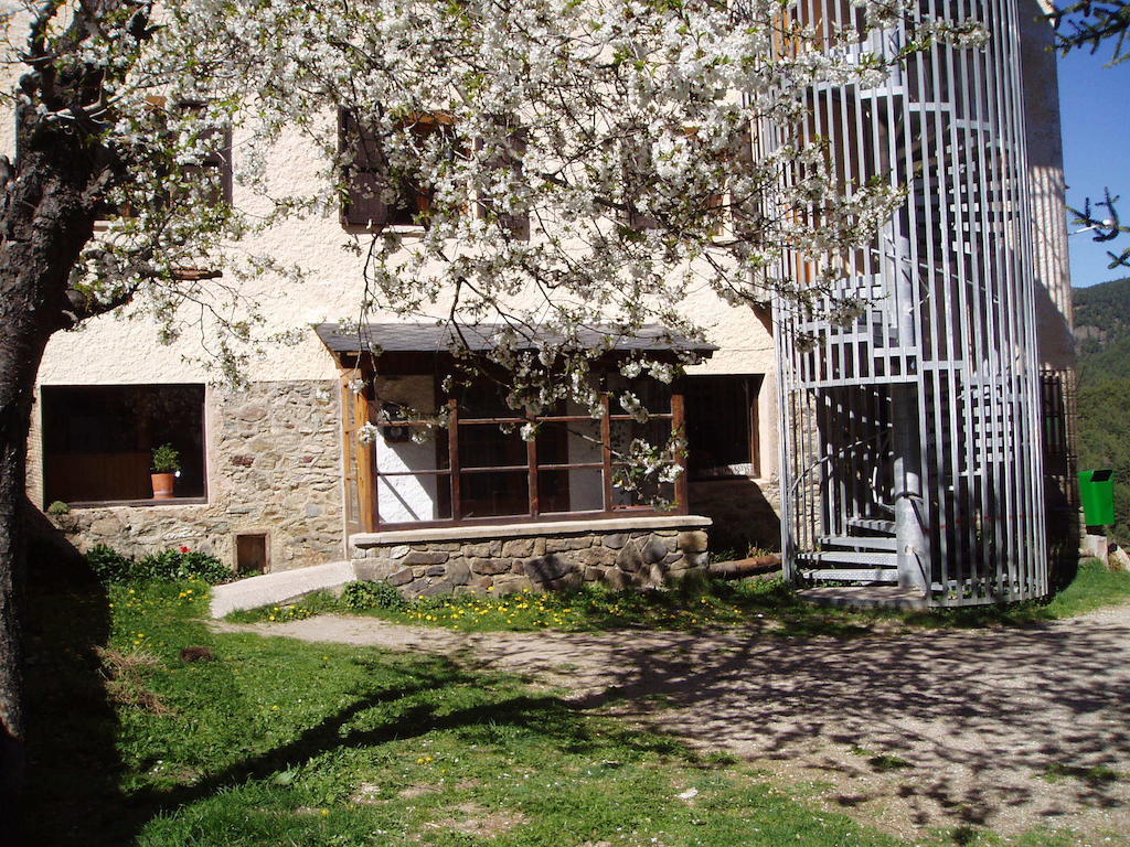 Xalet-Refugi U.E.C. Hostel La Molina  Bagian luar foto