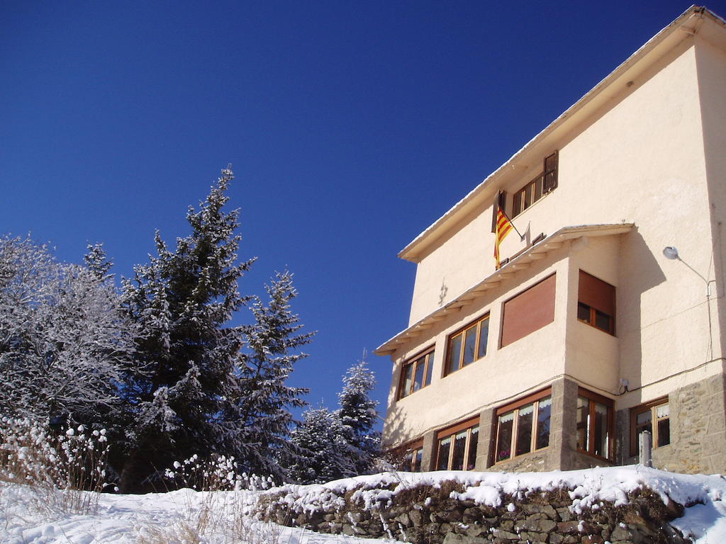 Xalet-Refugi U.E.C. Hostel La Molina  Bagian luar foto