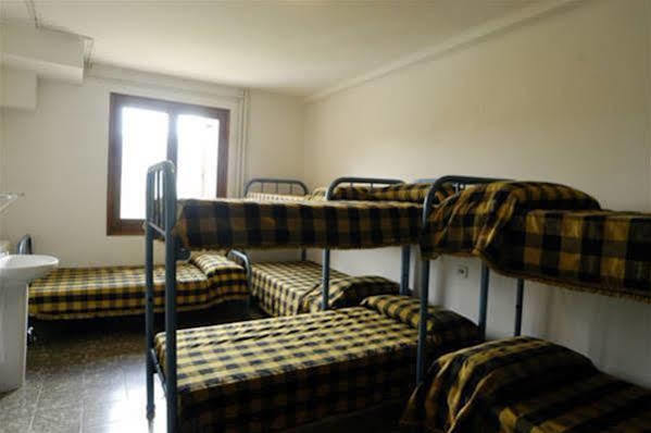 Xalet-Refugi U.E.C. Hostel La Molina  Bagian luar foto